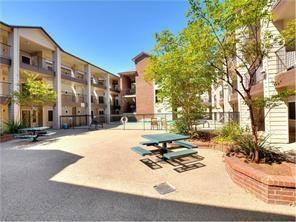 501 W 26th St Austin, TX 78705 photo 3