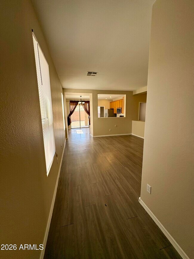 17021 W Rimrock St Surprise, AZ 85388 photo 5
