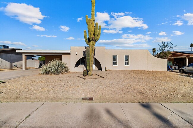 13027 N 28TH Place