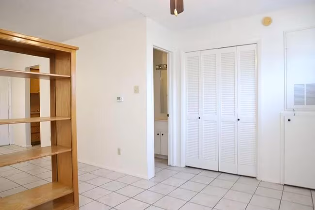 4701 Red River St Austin, TX 78751 photo 2