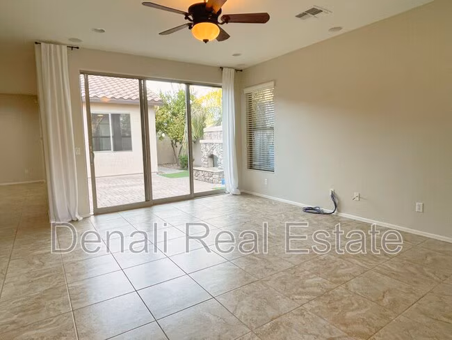 4643 E Maplewood St Gilbert, AZ 85297 photo 3