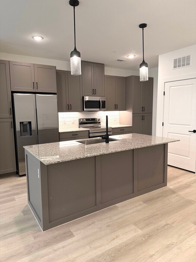 16601 Braker Ln Manor, TX 78653 photo 3