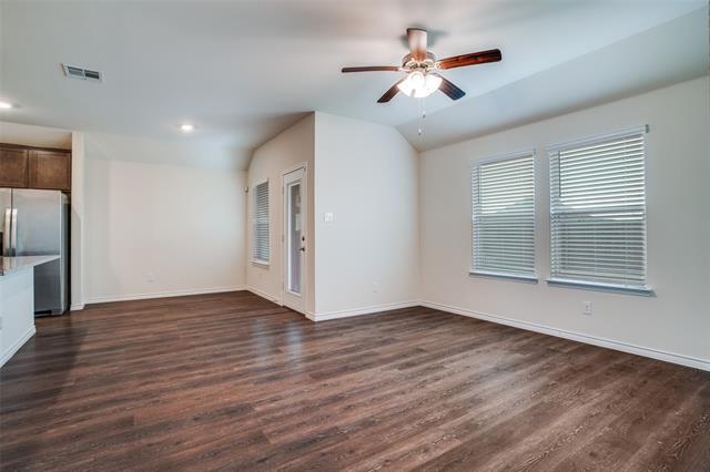 627 Willow View Way, Princeton, TX 75407 photo 4