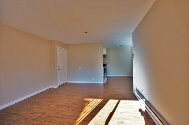 15065 Hesperian Boulevard, San Leandro, CA 94578 photo 3