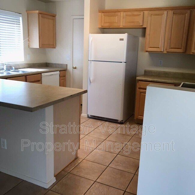 23969 W Tonto St Buckeye, AZ 85326 photo 3
