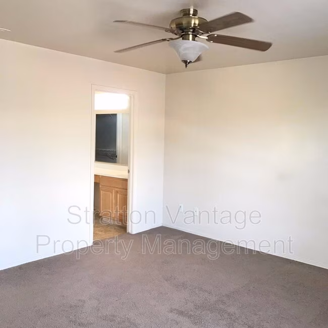 23969 W Tonto St Buckeye, AZ 85326 photo 4