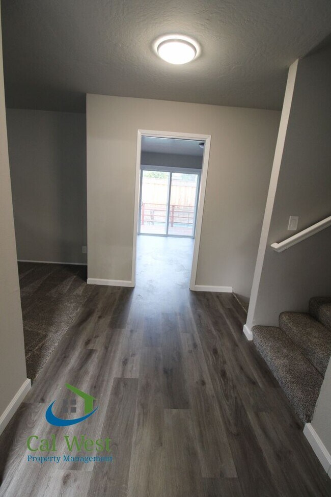 816 Glenside Drive, San Jose, CA 95123 photo 4