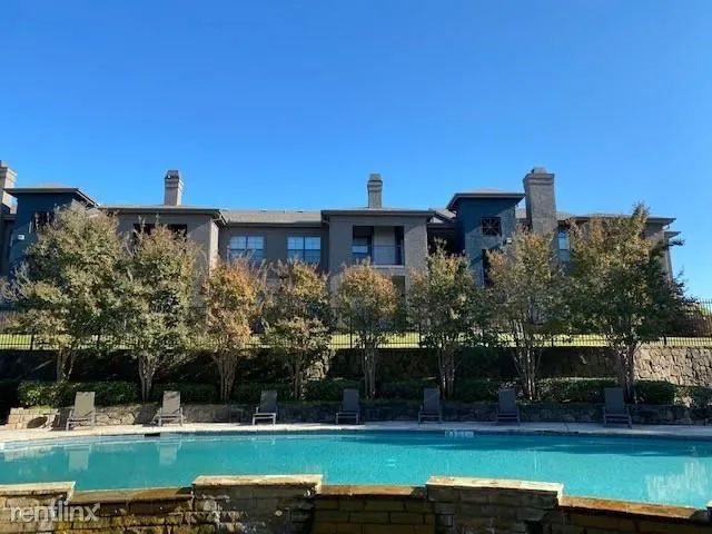500 W Cartwright Rd Mesquite, TX 75180 photo 3