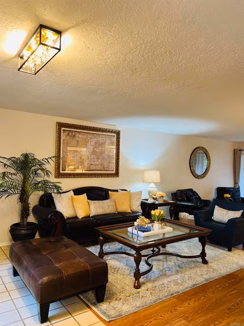 4008 Aguila St Carlsbad, CA 92008 photo 2