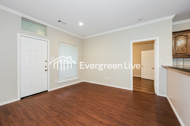 6520 Payton Drive, Fort Worth, TX 76131 photo 4