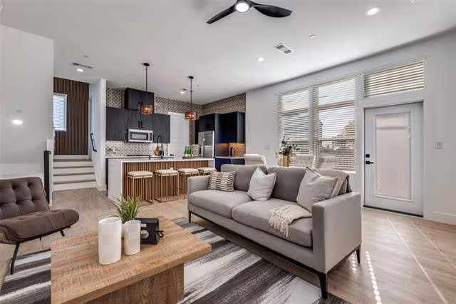 723 West 10th Street, Dallas, TX 75208 photo 4