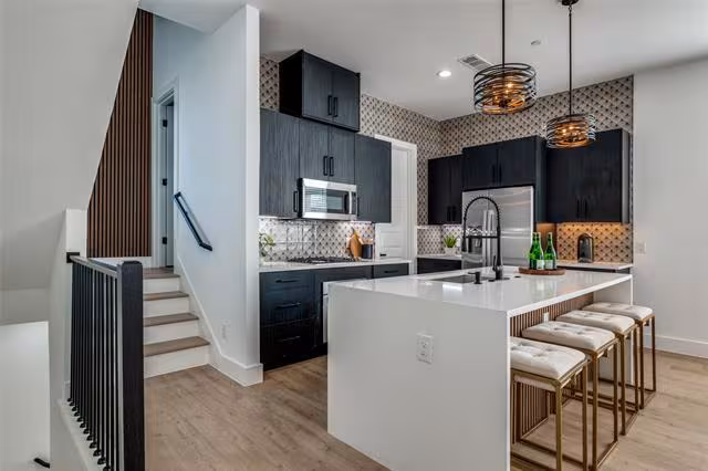 723 West 10th Street, Dallas, TX 75208 photo 5