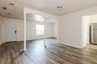 608 San Carlos Dr Garland, TX 75043 photo 5