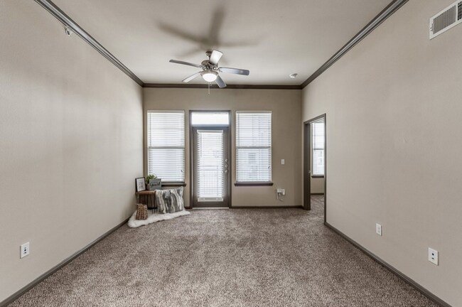 3199 Genoa Red Bluff Road, Pasadena, TX 77505 photo 2