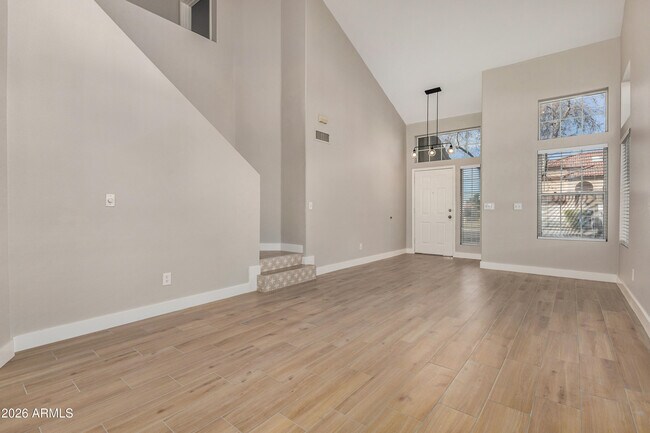 Charming 3-Bedroom Home in Stapley Greens Community photo 2