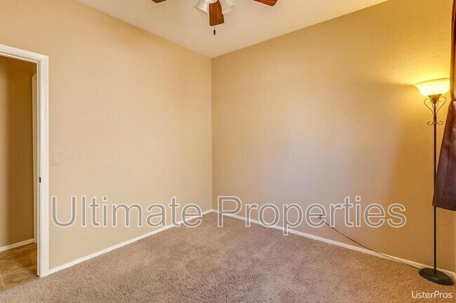 17023 W Bridlington Ln photo 5