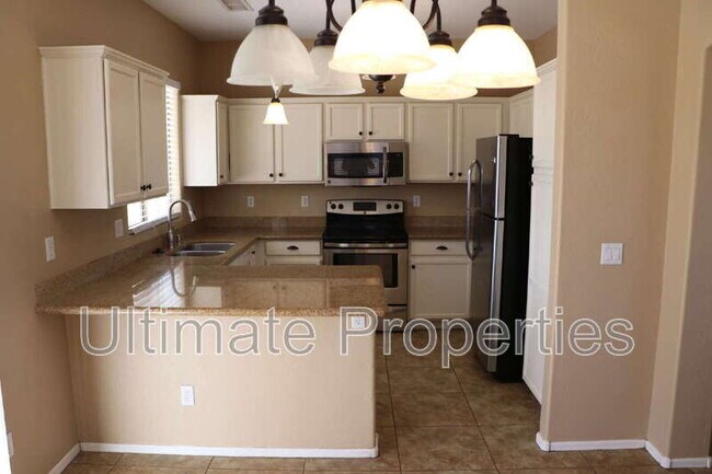 17023 W Bridlington Ln photo 3
