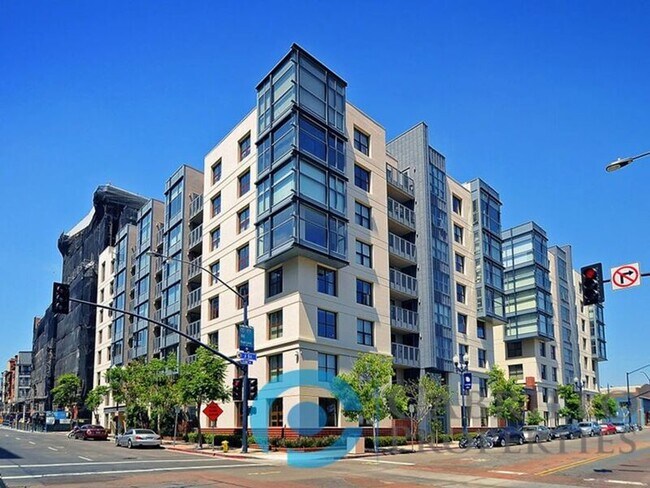 1150 J St San Diego, CA 92101 photo 3