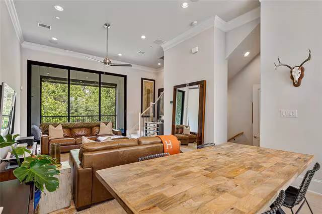 2157 Wenge Ln photo 5