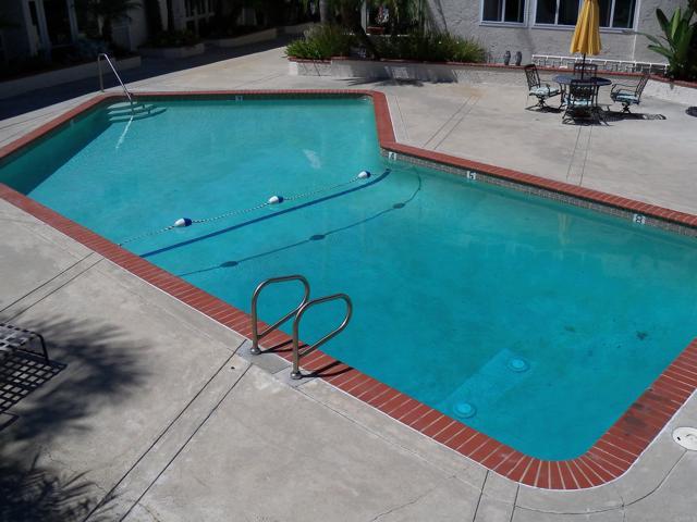 3920 Riviera Dr San Diego, CA 92109 photo 4