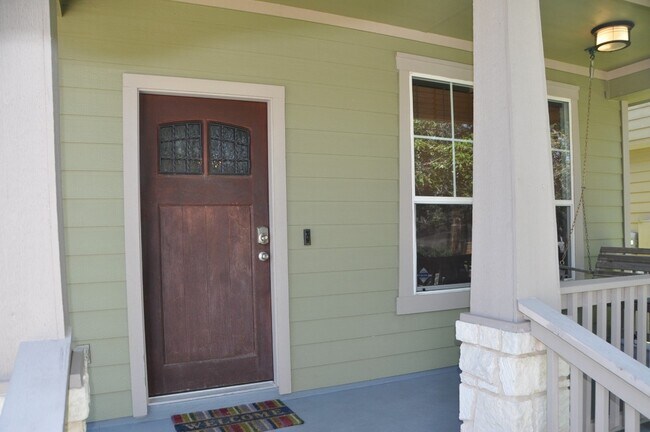 1803 Rockland Dr Austin, TX 78748 photo 3