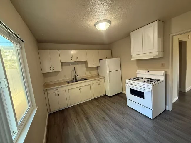 1506 Jefferson St Fairfield, CA 94533 photo 2