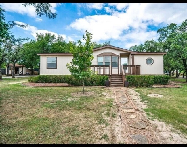 9455 Tranquil Acres Road, Fort Worth, TX 76179 photo 2