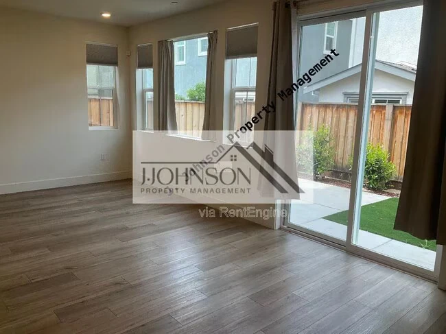 1873 Italia Wy Tracy, CA 95377 photo 3