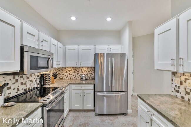 7021 E Earll Dr Scottsdale, AZ 85251 photo 5