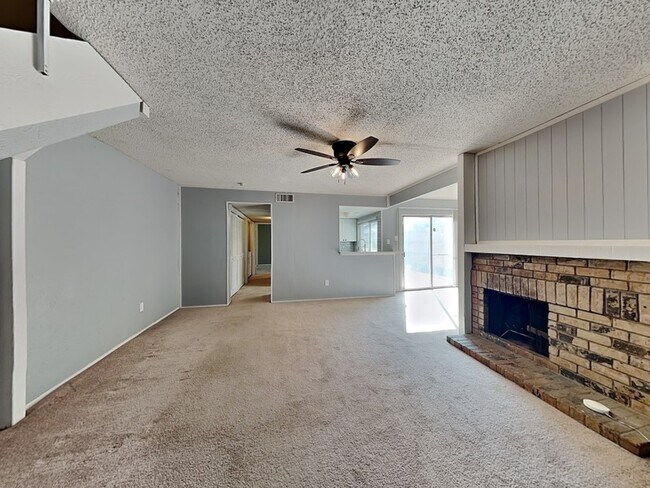 740 Intrepid Drive, Garland, TX 75043 photo 3