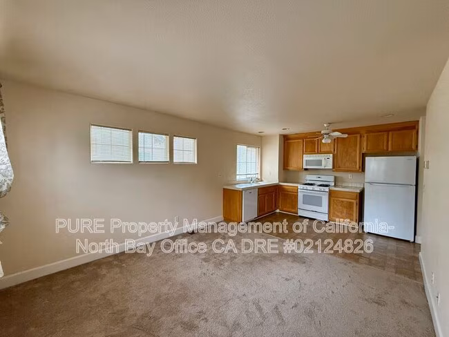 565 Jorgensen St Cotati, CA 94931 photo 5