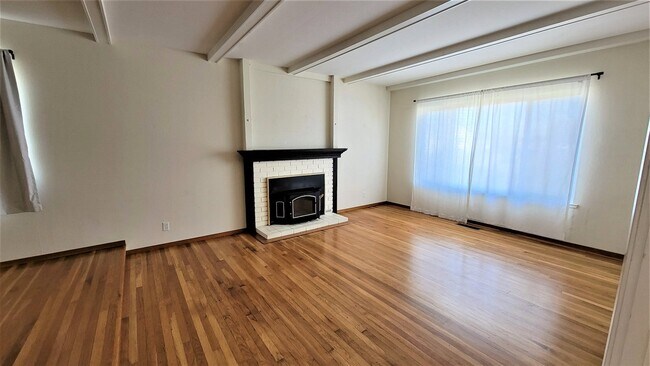 6538 Inglewood Dr Pleasanton, CA 94588 photo 4