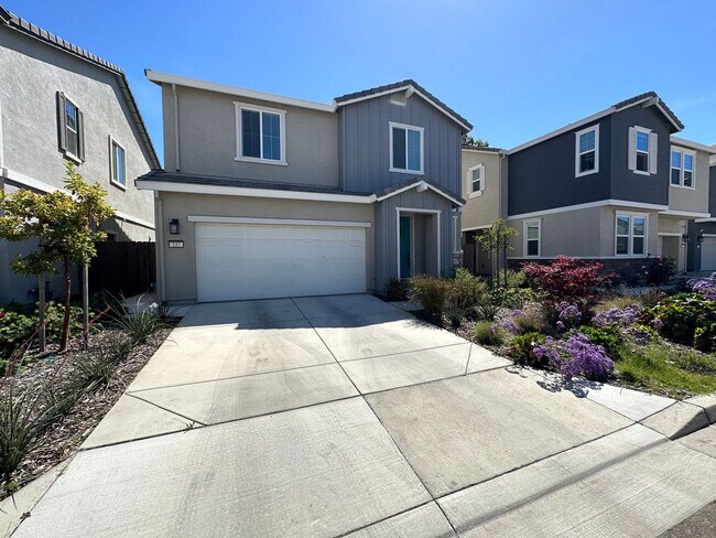 237 Agata Way, Oakley, CA 94561 photo 2