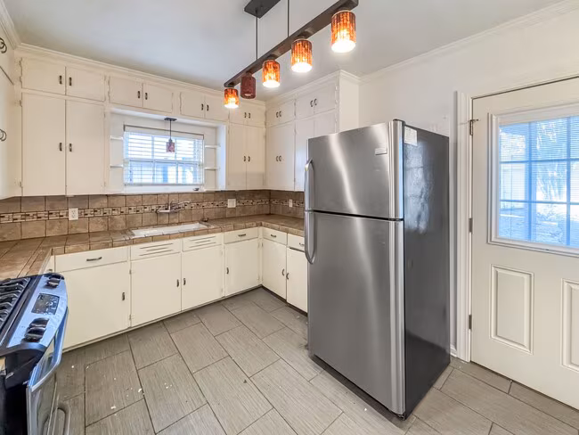 607 Donaldson Ave San Antonio, TX 78201 photo 5