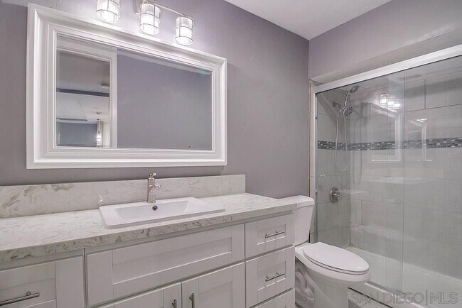 3050 Rue Dorleans San Diego, CA 92110 photo 3