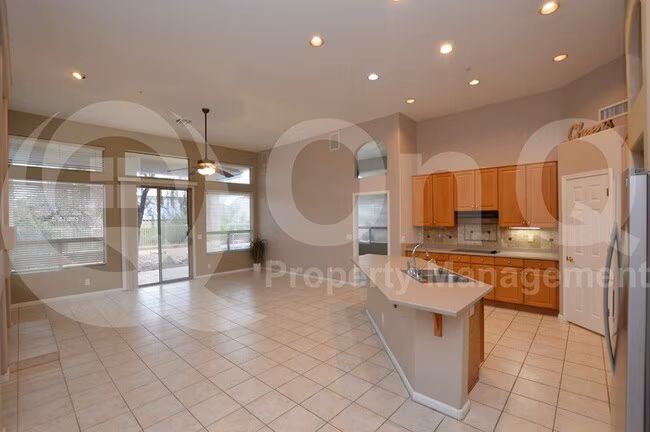 11531 E Juan Tabo Rd Scottsdale, AZ 85255 photo 5