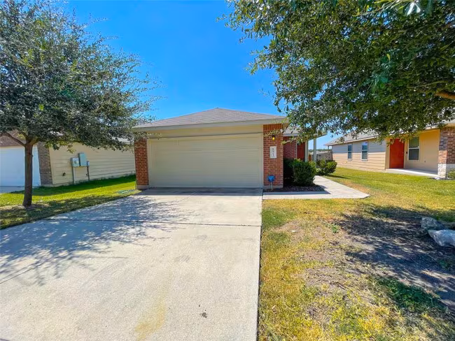 8913 Southwick Dr Austin, TX 78724 photo 4