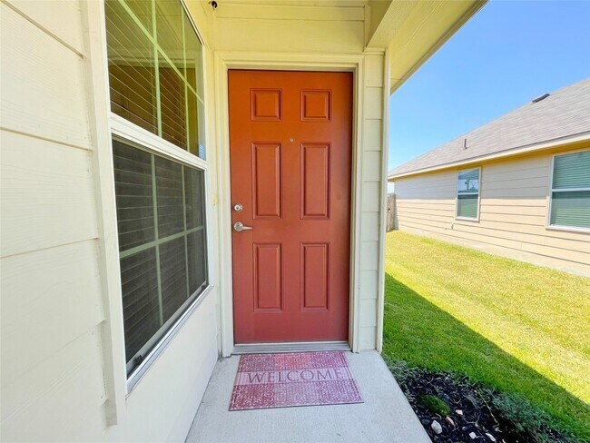 8913 Southwick Dr Austin, TX 78724 photo 3