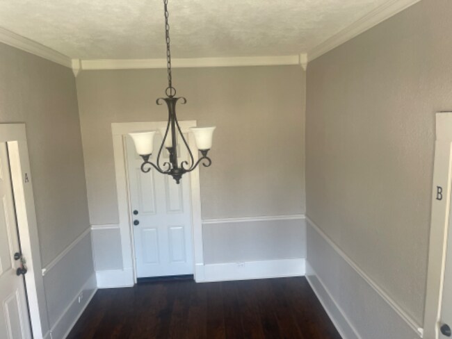 1103 E Moore Ave Terrell, TX 75160 photo 2