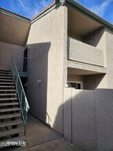 623 W Guadalupe Rd Mesa, AZ 85210 photo 3