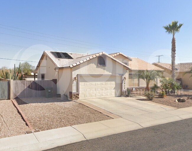 1528 N Mimosa Way Casa Grande, AZ 85122 photo 2