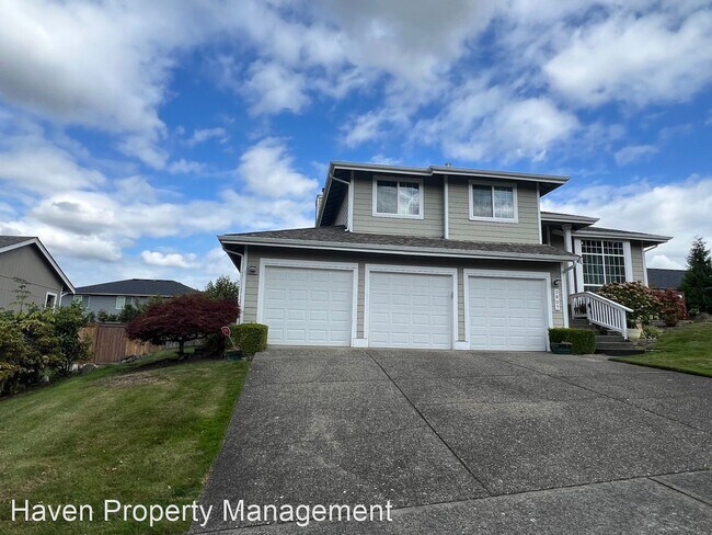 3807 15th Ave SE photo 2