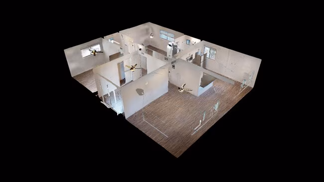 Royal Palms Apartments photo 2