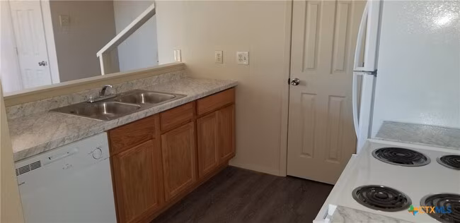 4501 Chase Ct Killeen, TX 76543 photo 2