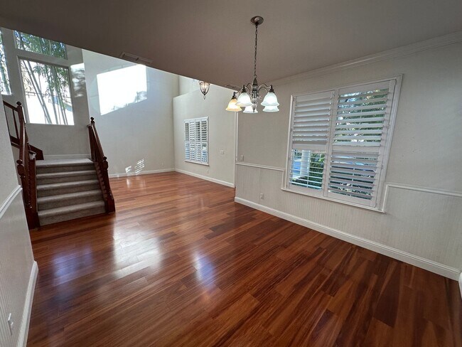 Beaitiful 4 Bedroom, 2.5 Bath Mountain House Home. photo 5