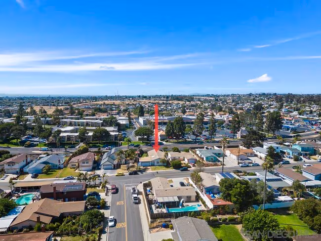 251 Sandstone St Chula Vista, CA 91911 photo 3