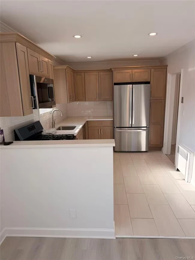 4 Walnut St Rye, NY 10580 photo 3