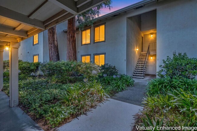 2562 Walnut Blvd Walnut Creek, CA 94596 photo 2