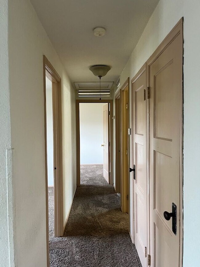 117 Sheridan Rd Bremerton, WA 98310 photo 4