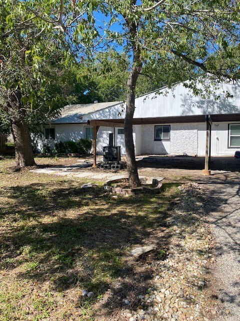407 Apache Trail Leander, TX 78641 photo 2